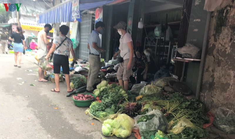 chong dich covid-19: cho va sieu thi hang hoa phong phu, suc mua khong dot bien hinh 4