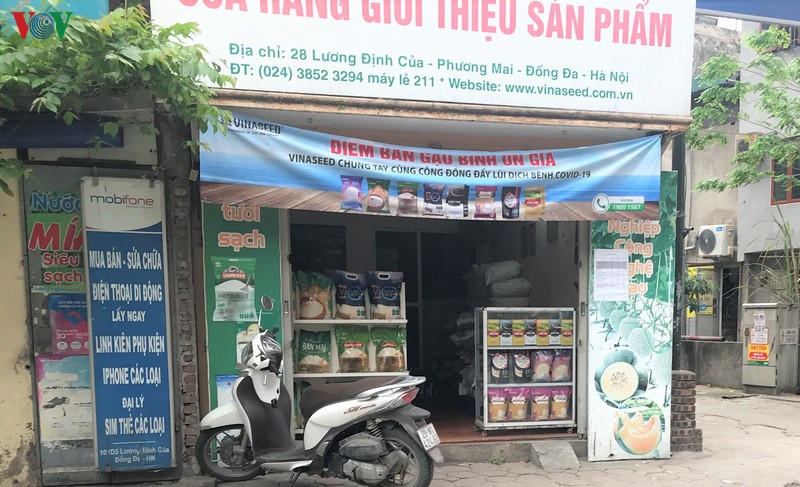 chong dich covid-19: cho va sieu thi hang hoa phong phu, suc mua khong dot bien hinh 5