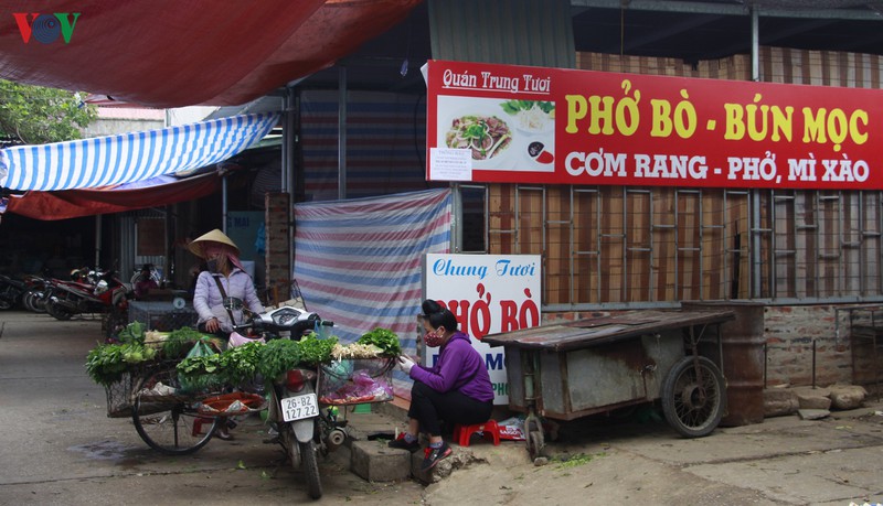 cho dan sinh son la thuc hien tot quy dinh phong chong dich covid-19 hinh 10