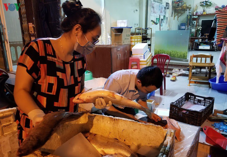 lao cai khan truong tim dau ra cho 250 tan ca hoi vung cao hinh 1