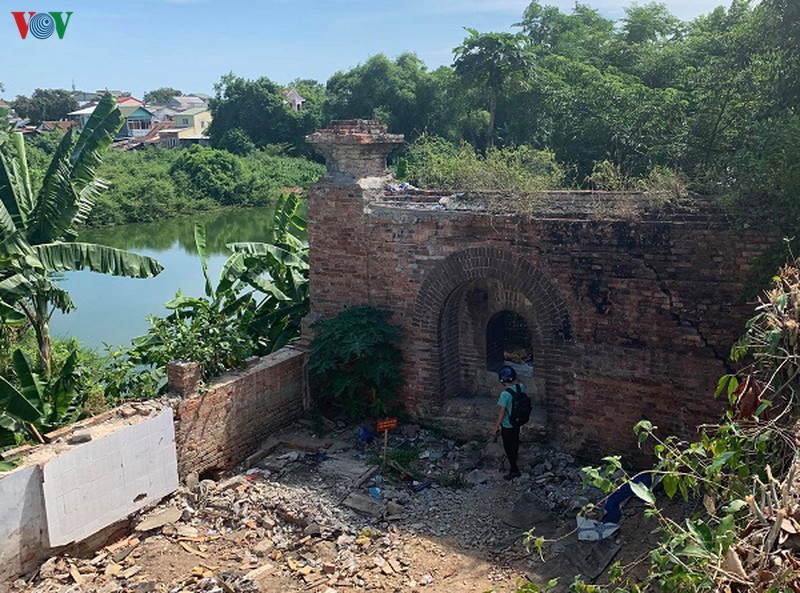 thua thien hue vua phat hien hai cong thanh o kinh thanh hue hinh 3