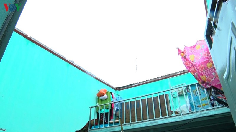 mua lon kem theo loc gay toc mai day nha tro hinh 2