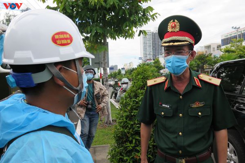 da nang phun khu trung toan bo quan son tra hinh 5