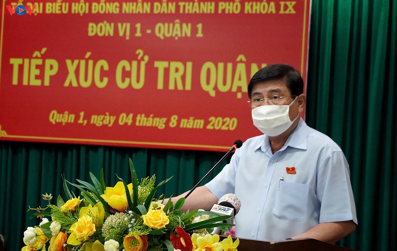 cu tri tphcm buc xuc tinh trang nguoi nuoc ngoai nhap canh trai phep hinh 2