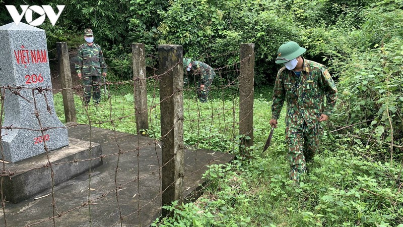vung vang tren tuyen dau phong chong dich noi bien gioi son la hinh 16