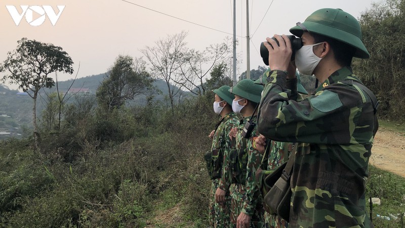 vung vang tren tuyen dau phong chong dich noi bien gioi son la hinh 17