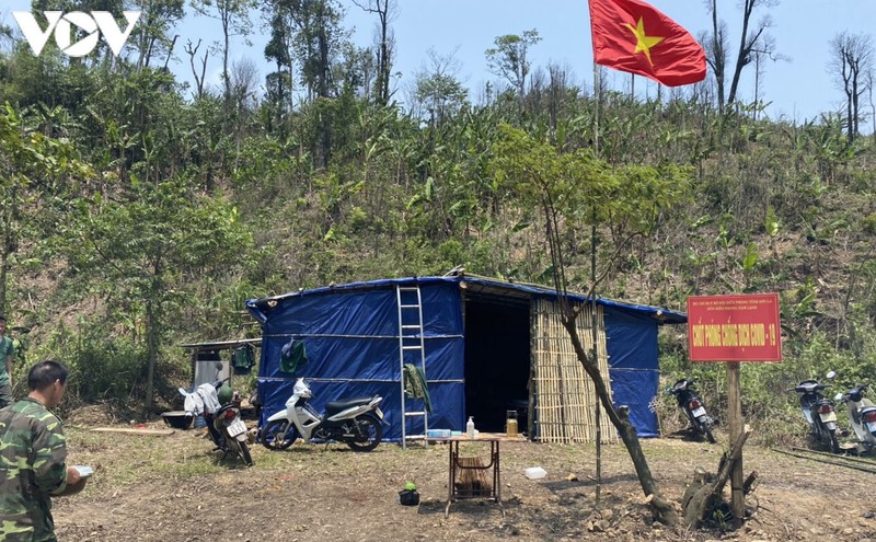 vung vang tren tuyen dau phong chong dich noi bien gioi son la hinh 4