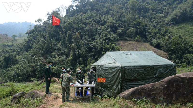 vung vang tren tuyen dau phong chong dich noi bien gioi son la hinh 5
