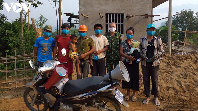vung vang tren tuyen dau phong chong dich noi bien gioi son la hinh 9
