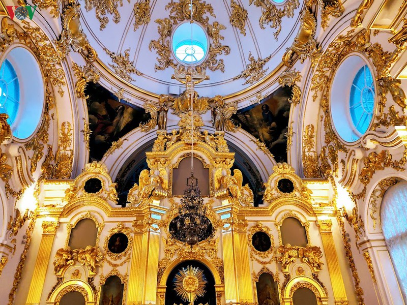 nhung diem du lich noi tieng khong the bo qua o saint petersburg, nga hinh 11
