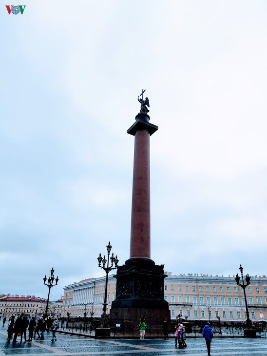 nhung diem du lich noi tieng khong the bo qua o saint petersburg, nga hinh 15