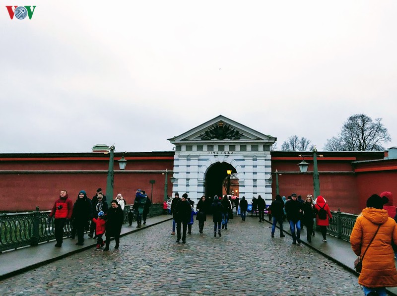 nhung diem du lich noi tieng khong the bo qua o saint petersburg, nga hinh 19