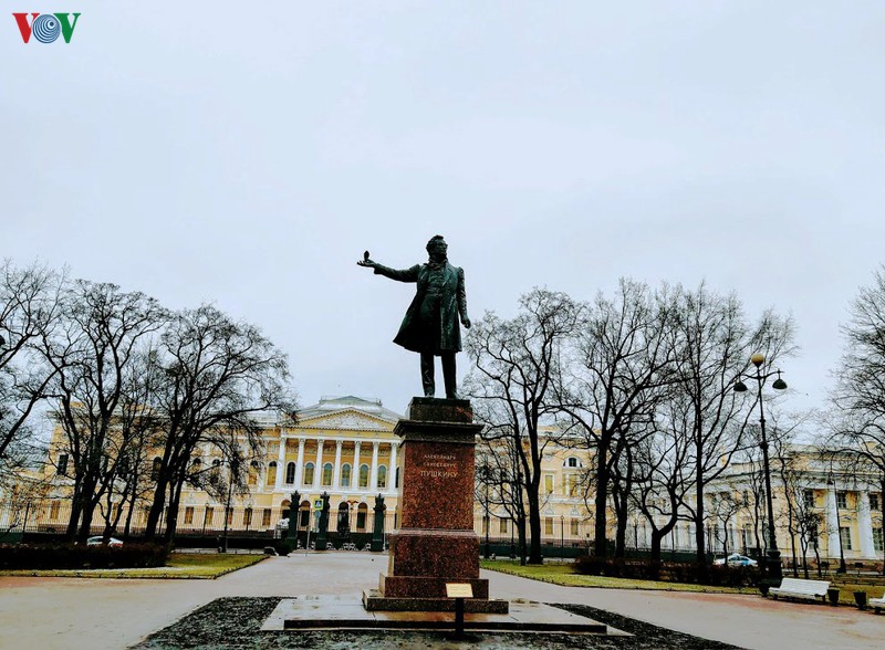 nhung diem du lich noi tieng khong the bo qua o saint petersburg, nga hinh 23