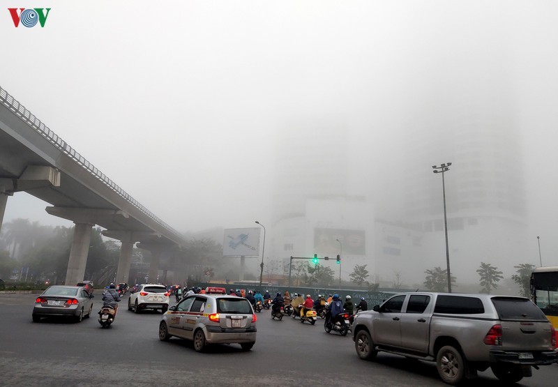 ha noi mit mu trong man suong day dac buoi sang hinh 12