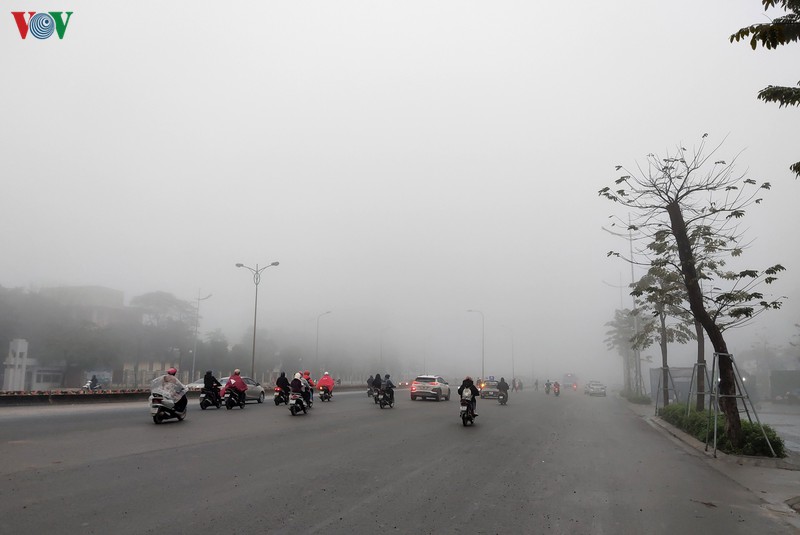 ha noi mit mu trong man suong day dac buoi sang hinh 11