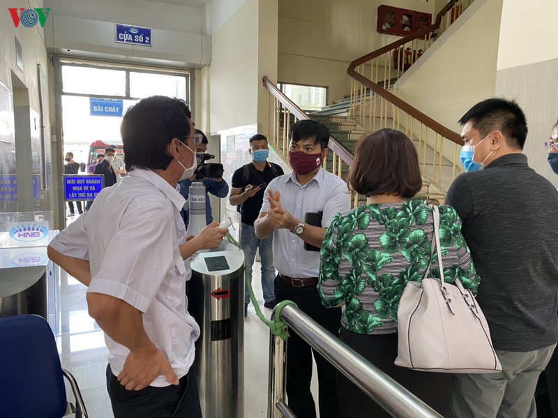 so gtvt ha noi kiem tra cong tac chong dich covid-19 ben xe my dinh hinh 2