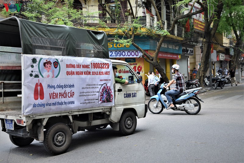 dung hoat dong kinh doanh, khu pho co hoan kiem it nguoi...nhu tet hinh 10