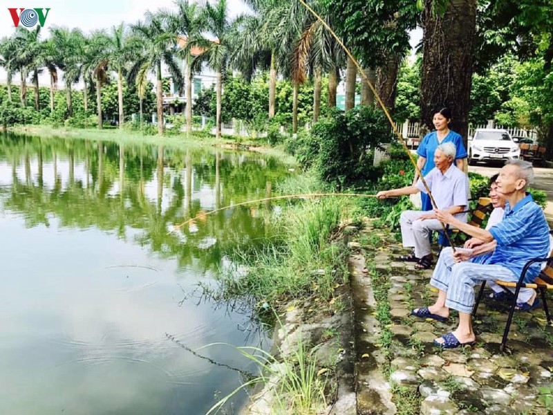 dich covid-19: nguoi gia trong cac vien duong lao duoc bao ve nhu the nao? hinh 1