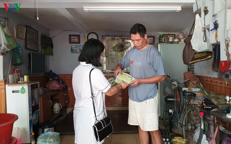 phun hoa chat dap dich sot xuat huyet tren dia ban ha noi hinh 2