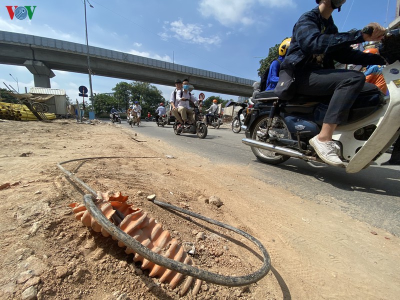 un tac, o nhiem moi truong tai duong vu trong phung, ha noi hinh 11