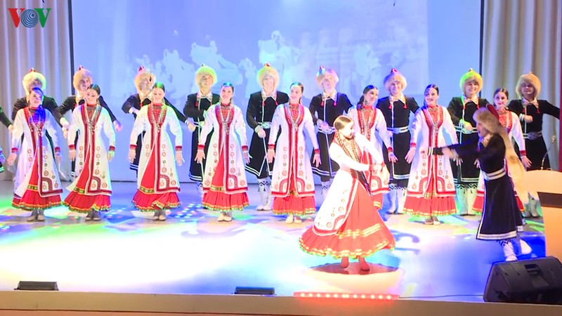 don tet nguyen dan canh ty trong tinh huu nghi viet-nga hinh 3