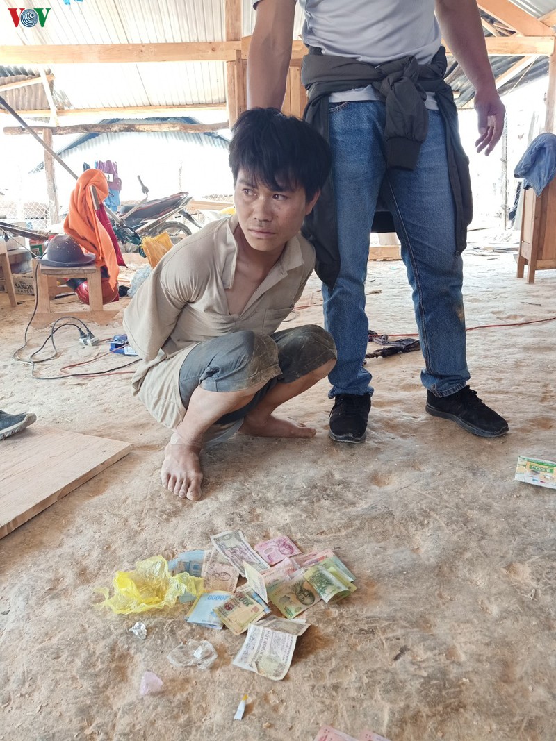 bat doi tuong nhan tien cong 4 trieu dong de van chuyen ma tuy thue hinh 2