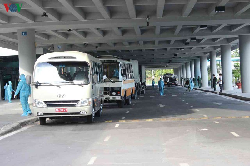 cach ly tap trung 215 cong dan tu singapore ve nuoc hinh 1