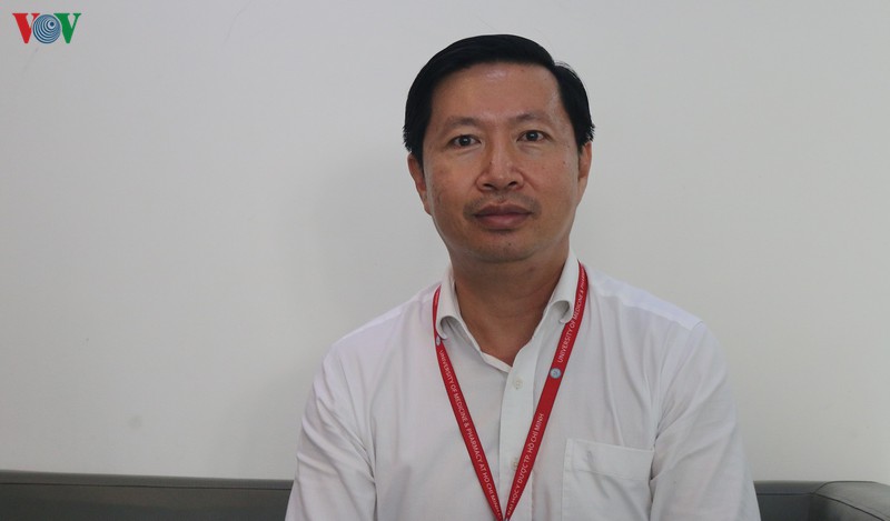 phu huynh va sinh vien lo lang vi truong dai hoc cong tang hoc phi hinh 2