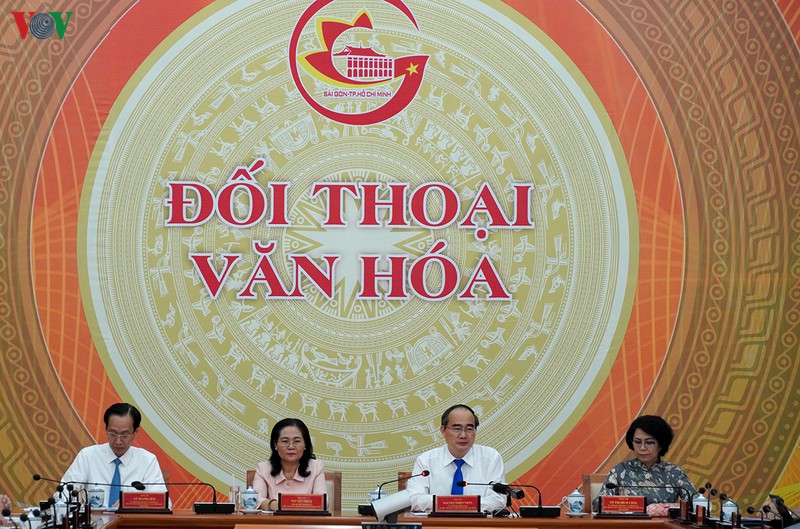 tp. hcm to chuc doi thoai van hoa lan thu nhat hinh 1