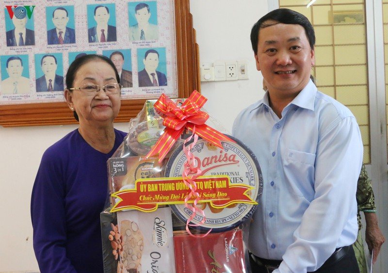 chuc mung dai le ky niem 81 nam ngay khai sang dao phat giao hoa hao hinh 4