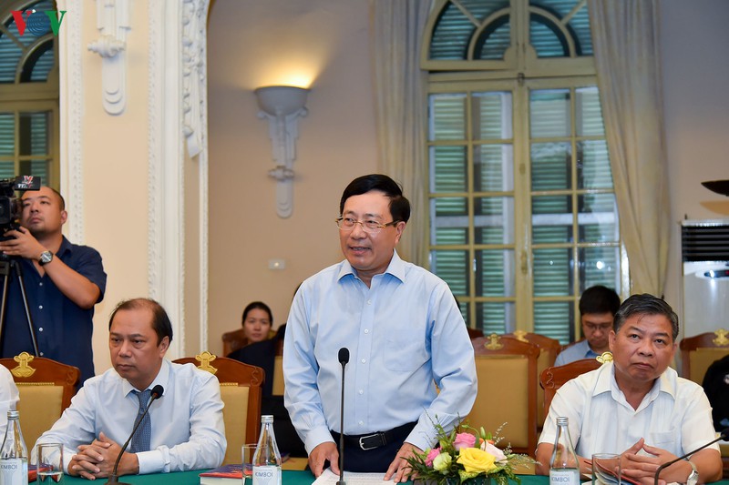 toa dam "25 nam viet nam tham gia asean: nhin lai va di toi" hinh 2