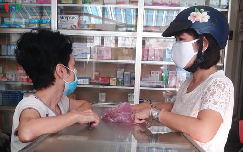 khau trang y te khan hang, sot gia o tien giang hinh 1