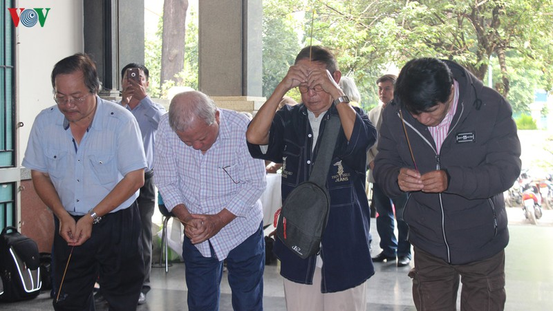 cac nhac si, nguoi ham mo tiec thuong nhac si tai hoa nguyen van ty hinh 3