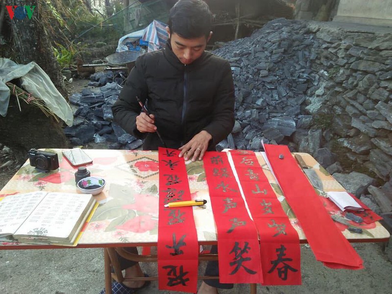 ngay tet nguoi dao khau gui gam dieu gi vao cau doi do? hinh 2
