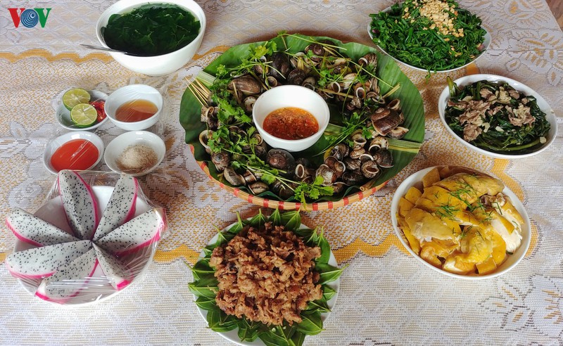khoi dong cuoc thi anh viet nam trong toi voi phan thuong gia tri hinh 4