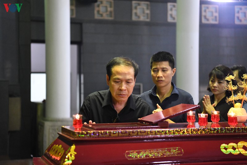 cuoc song kho khan nhung nsut hoang yen luon lam nghe vi tinh yeu hinh 3