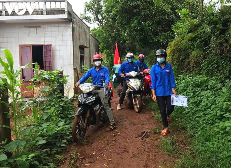 biet doi ao xanh chung tay phong chong dich hinh 3