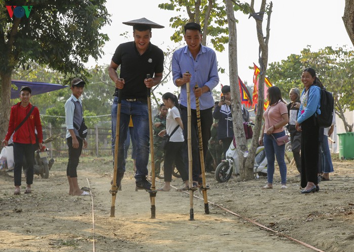 phien cho vung cao tay bac dac sac trong le hoi hoa ban hinh 9