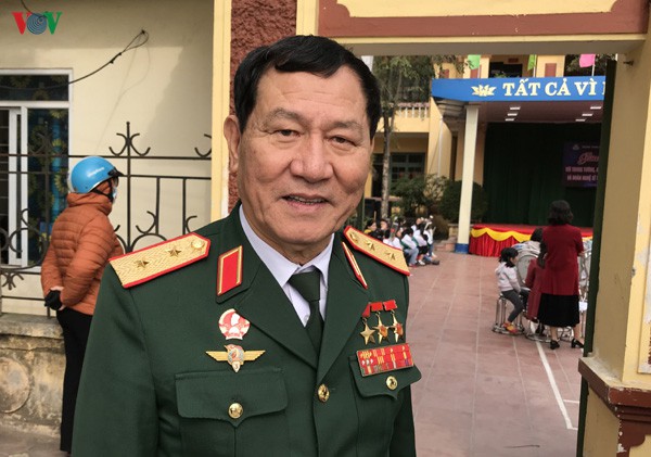 anh hung pham tuan: "dung bao gio quen 12 ngay dem lich su"  hinh 1