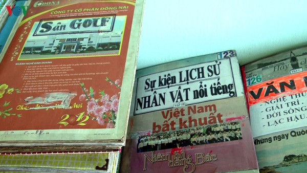 thu vien sach bao cach mang cua cuu chien binh 72 nam tuoi dang hinh 2