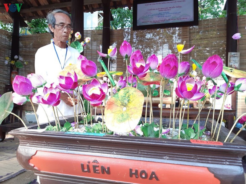 khai mac le hoi hoa lang nghe - ton vinh hoa viet hinh 2
