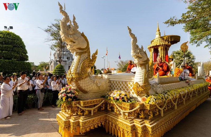 dac sac le hoi phat giao meak bochea tai dat nuoc chua thap hinh 3