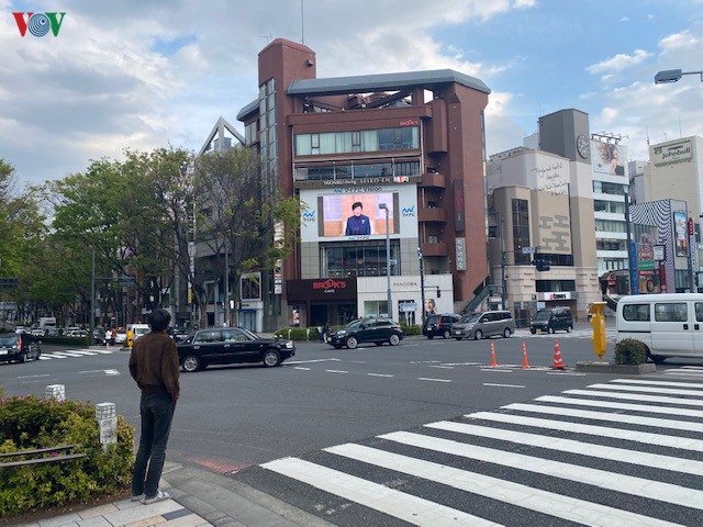 so ca mac covid-19 tai nhat ban tang manh, tokyo tang ky luc hinh 1