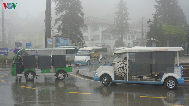 sa pa (lao cai) mua mu, thua vang khach du lich dip nghi le hinh 10