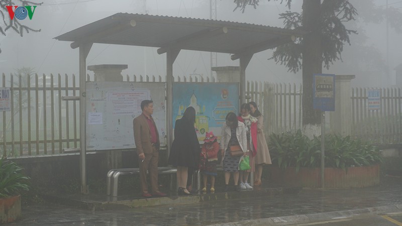 sa pa (lao cai) mua mu, thua vang khach du lich dip nghi le hinh 15