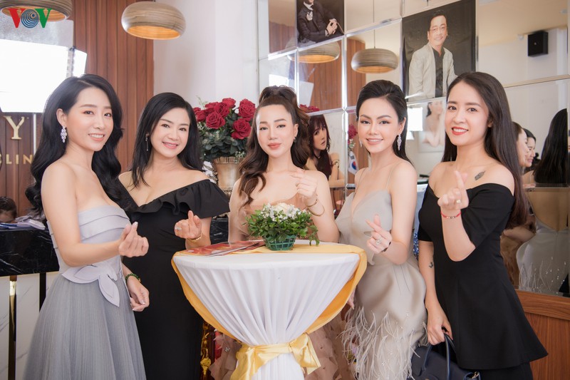 o tuoi 51, thu ha "la ngoc canh vang" van tre trung, goi cam hinh 5