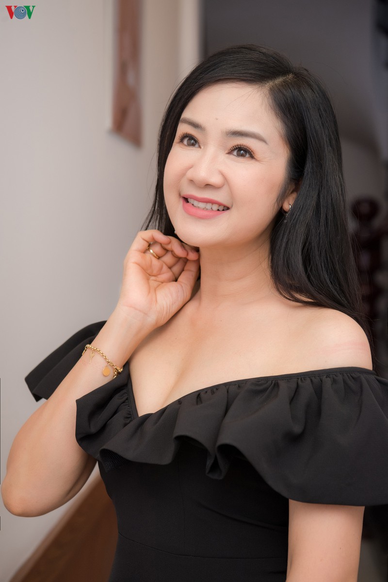 o tuoi 51, thu ha "la ngoc canh vang" van tre trung, goi cam hinh 4