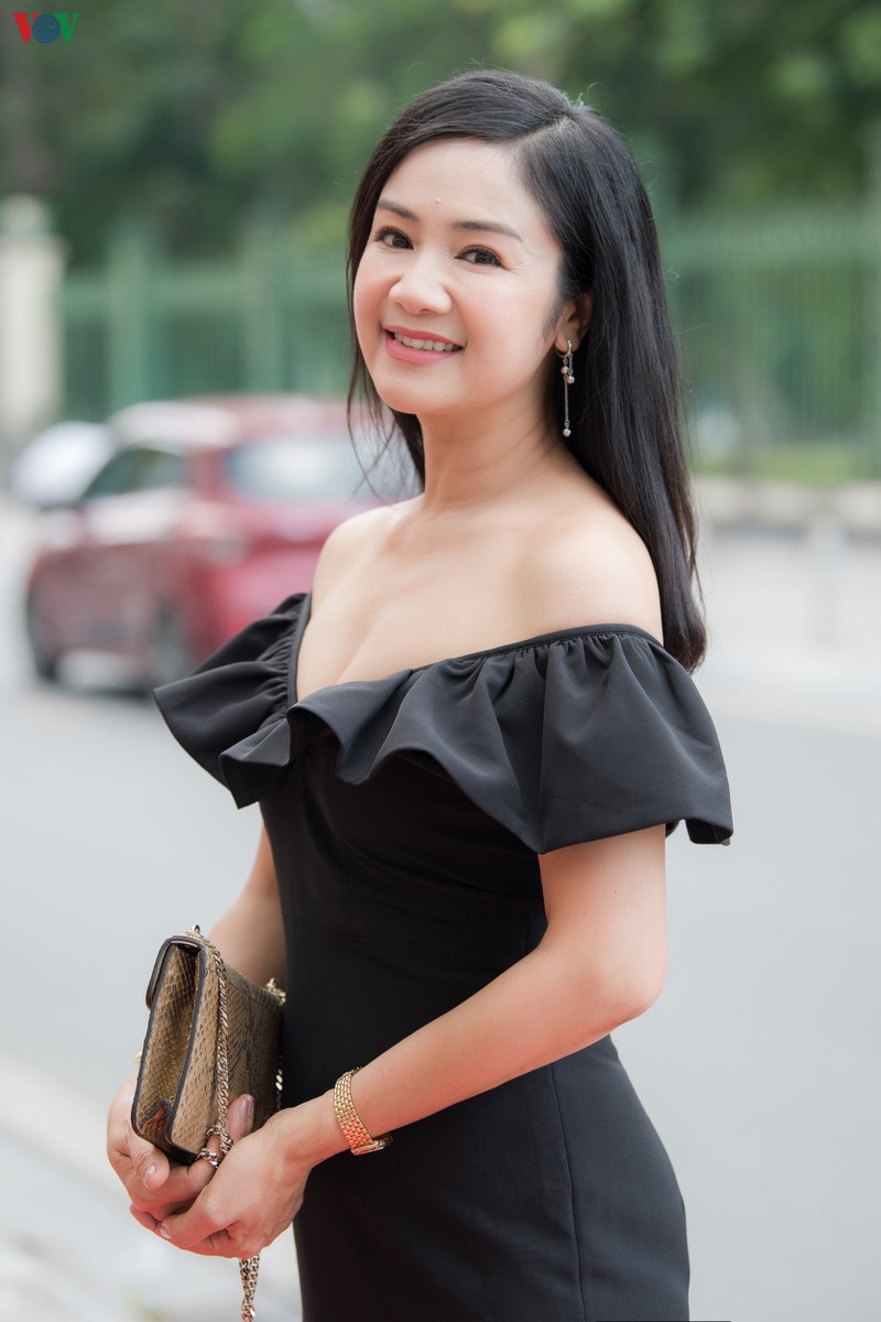o tuoi 51, thu ha "la ngoc canh vang" van tre trung, goi cam hinh 1