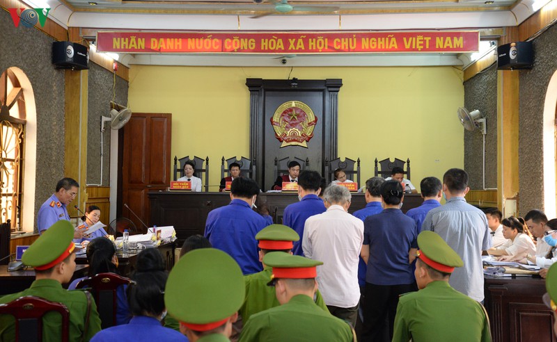 vu gian lan thi o son la: muc an nang nhat tu 23 – 25 nam tu giam hinh 1