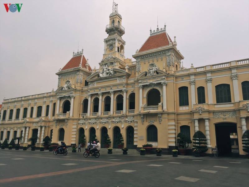 du lich tphcm kho dat doanh thu 165.000 ty dong de ra dau nam nay hinh 1